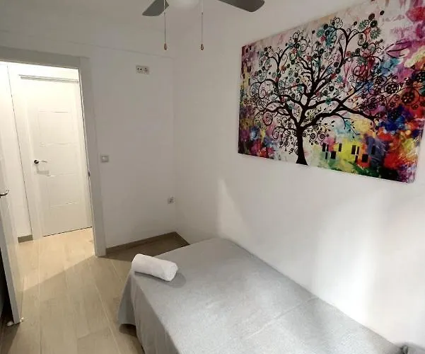 Fantastico Piso En بينايدورم